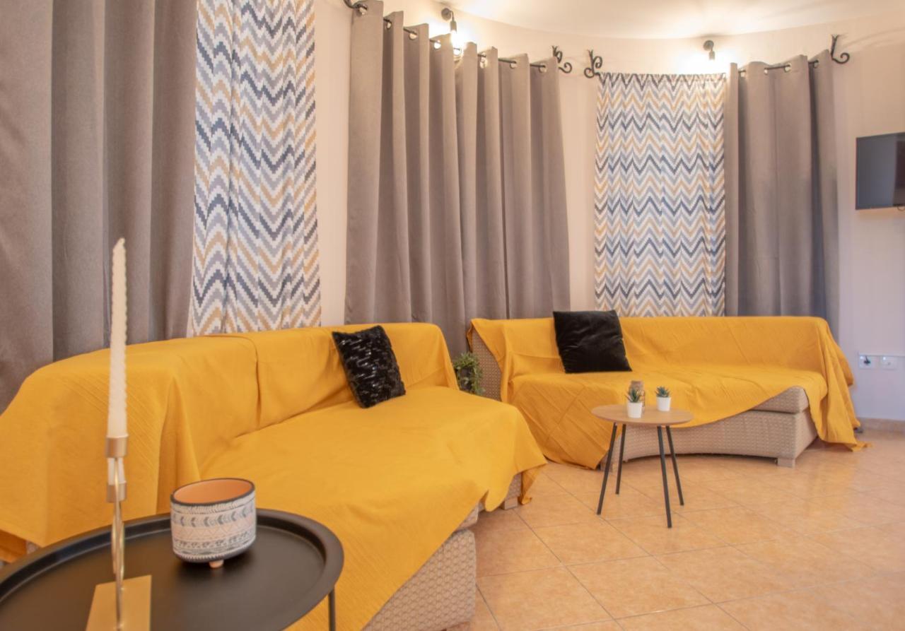 Leon Apartments ไซคิย์นธอสทาวน์ ภายนอก รูปภาพ